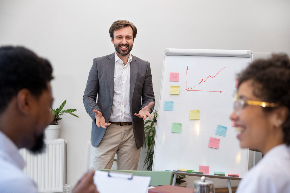 Envie de donner plus de sens à votre carrière ? Découvrez 5 métiers centrés sur l'humain accessibles en reconversion professionnelle et les étapes pour réussir votre projet.