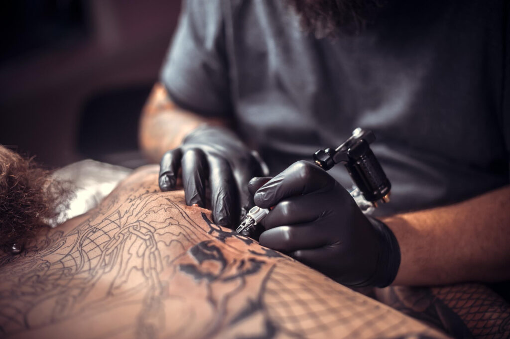 Devenir tatoueur professionnel